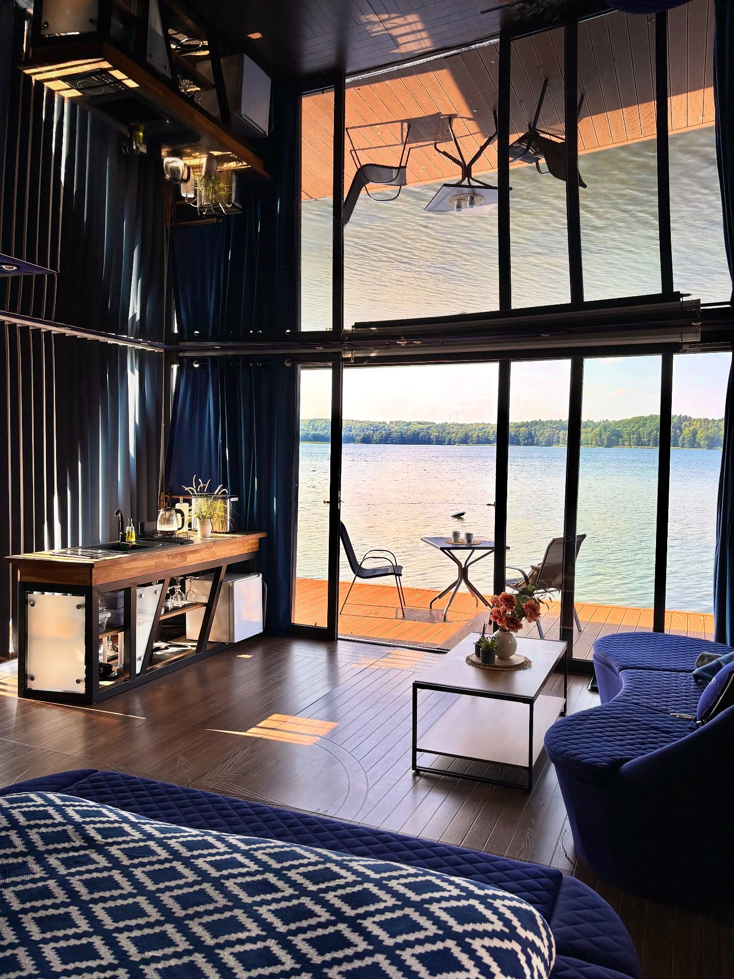 HouseBoat Gallery 2